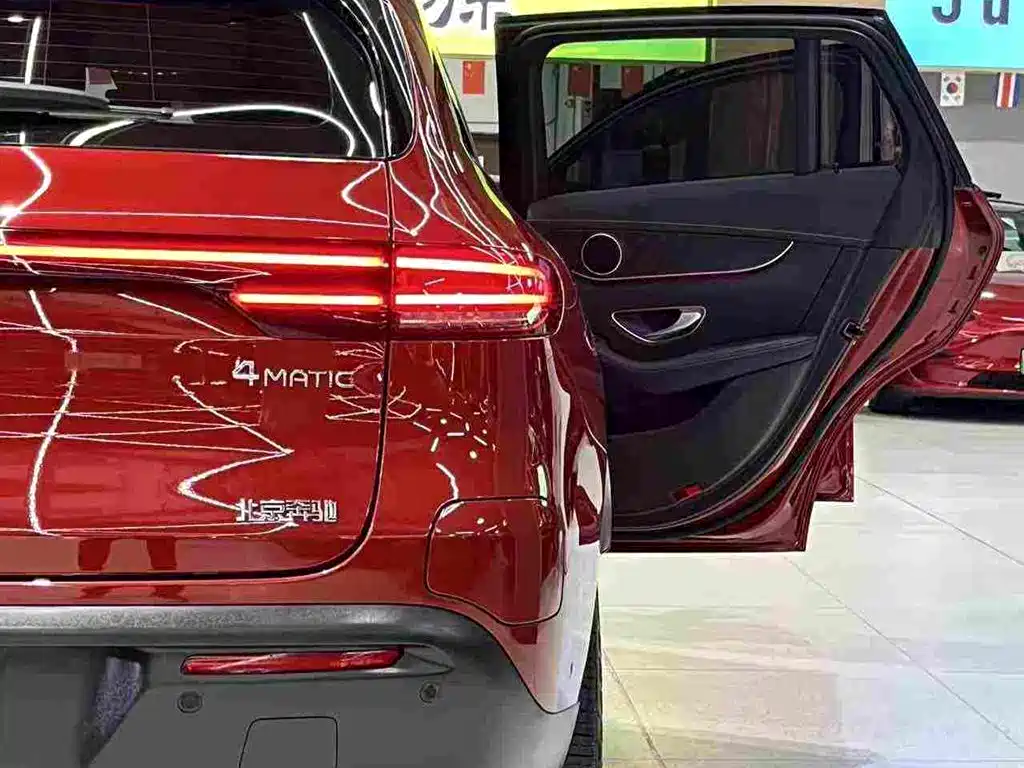 Mercedes-Benz EQC — миниатюра 29