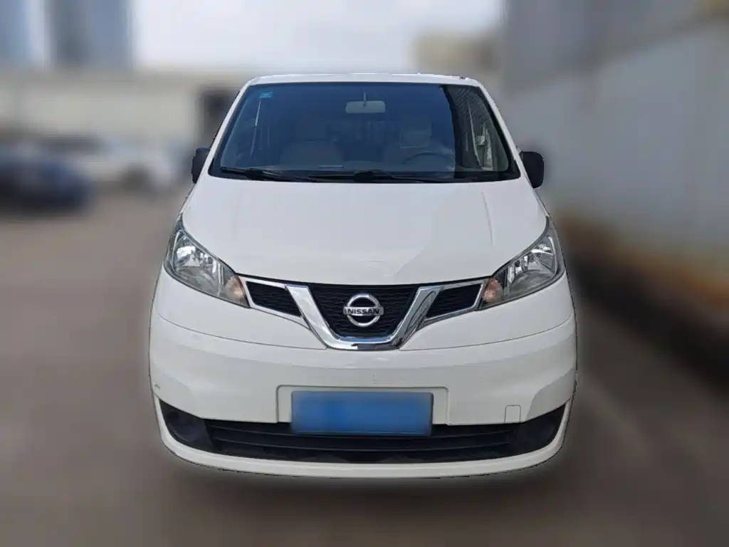 Nissan NV200 — миниатюра 5