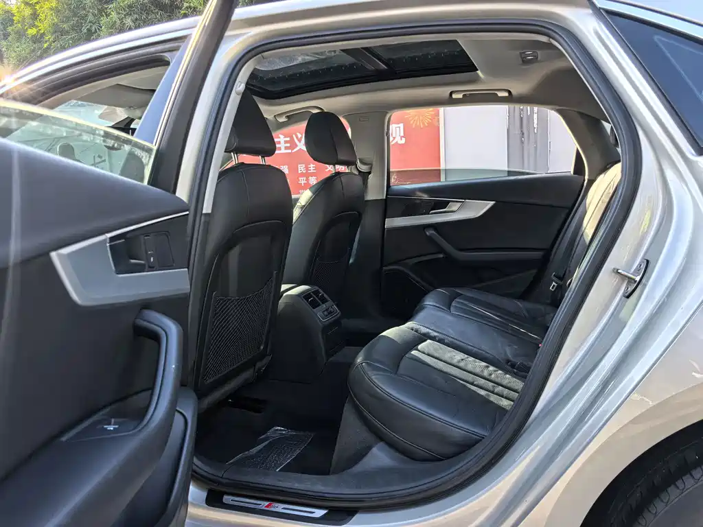 Audi A4L — миниатюра 8