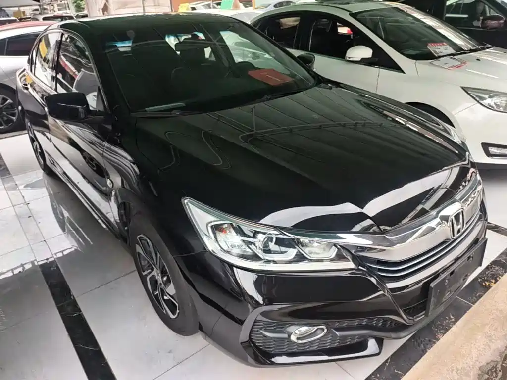 Honda Accord — миниатюра 4