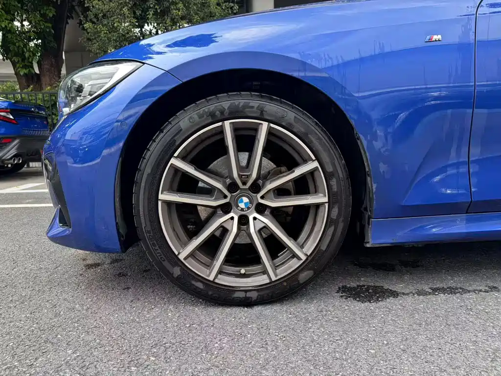 BMW 3 Series — миниатюра 3