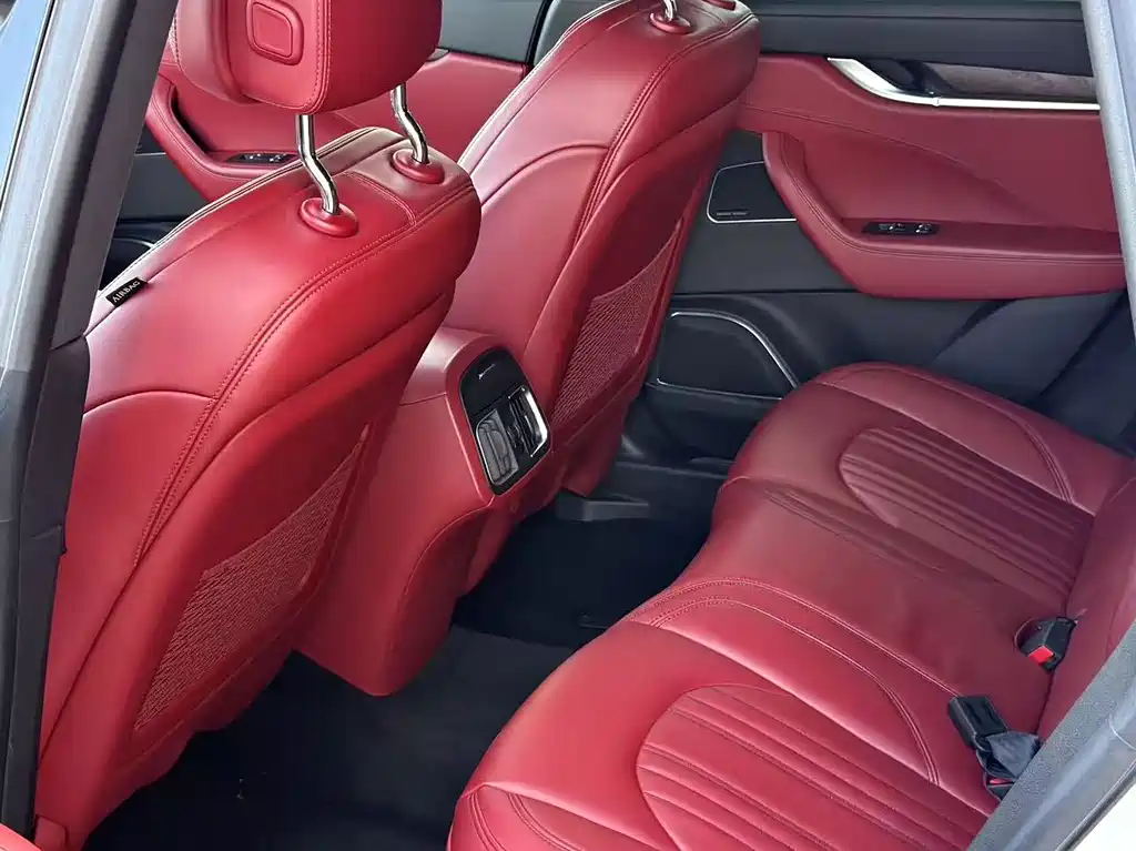 Maserati Levante — миниатюра 9