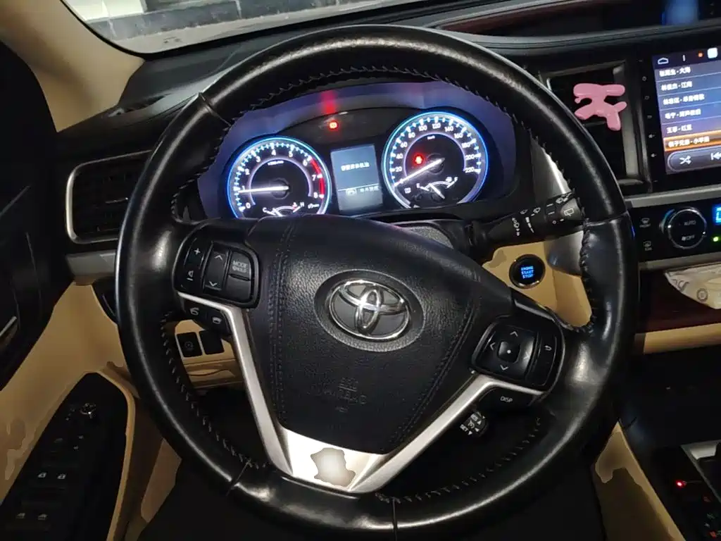 Toyota Highlander — миниатюра 11