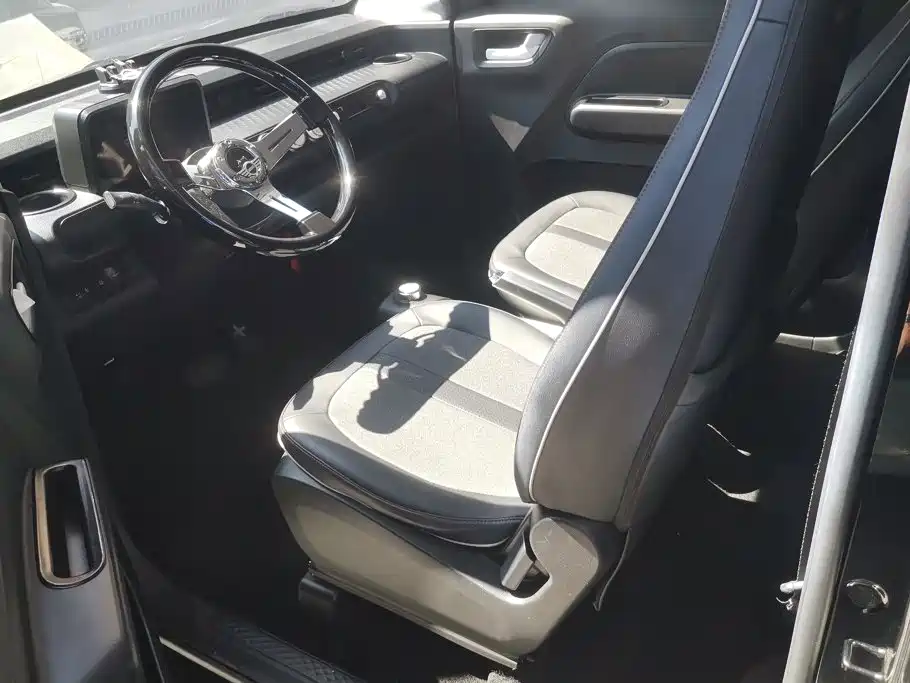 Wuling MINIEV — миниатюра 9