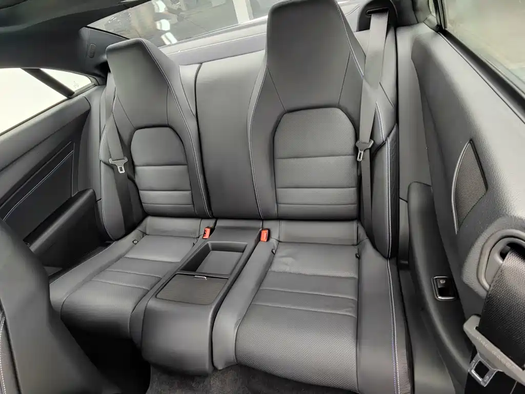 Mercedes-Benz E-Class (Import) — миниатюра 11