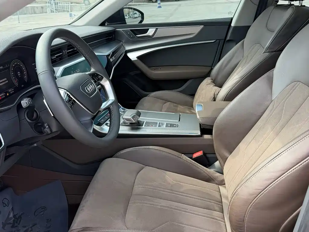 Audi A7L — миниатюра 4
