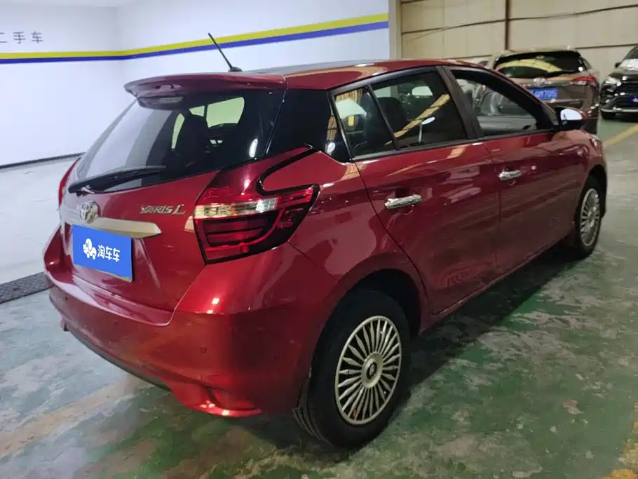 Toyota Yaris L — миниатюра 3