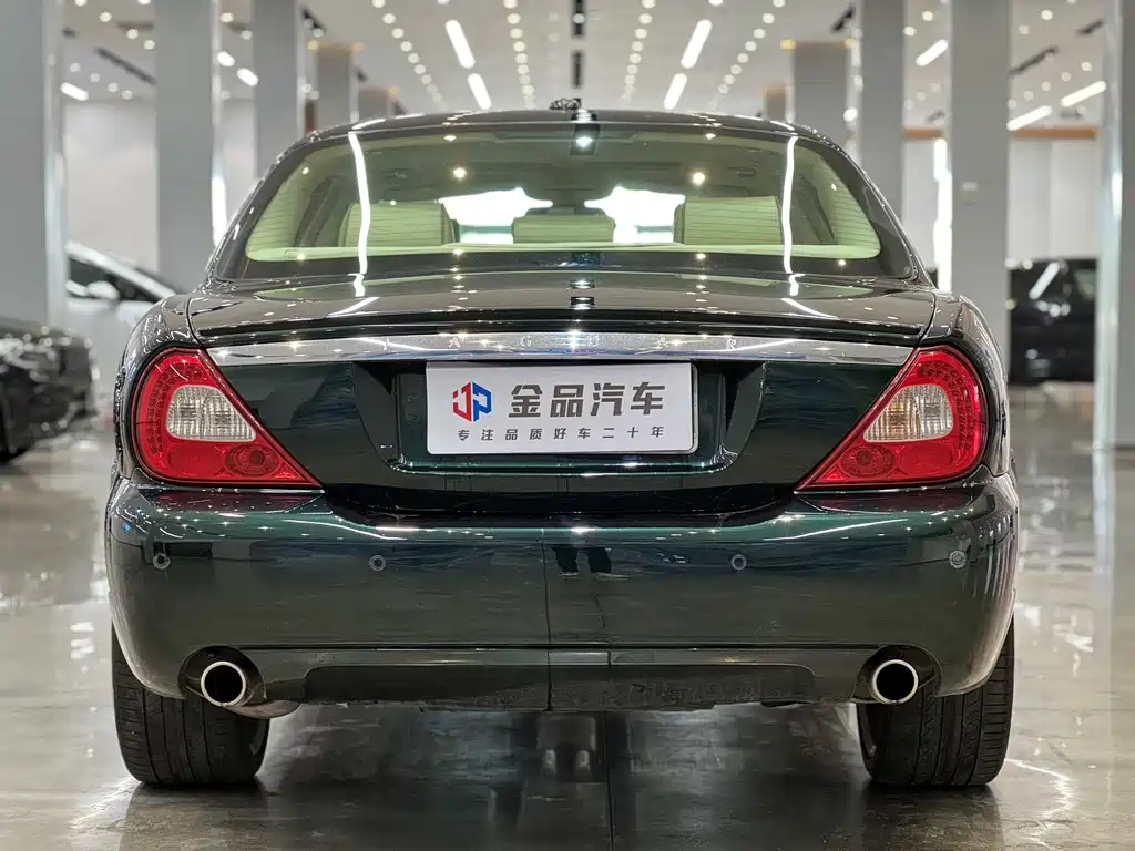 Jaguar XJ — миниатюра 5
