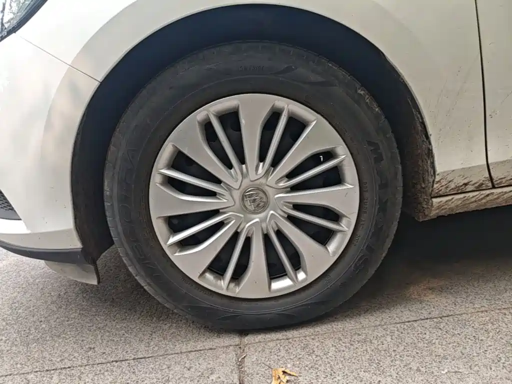 Buick Excelle — миниатюра 23