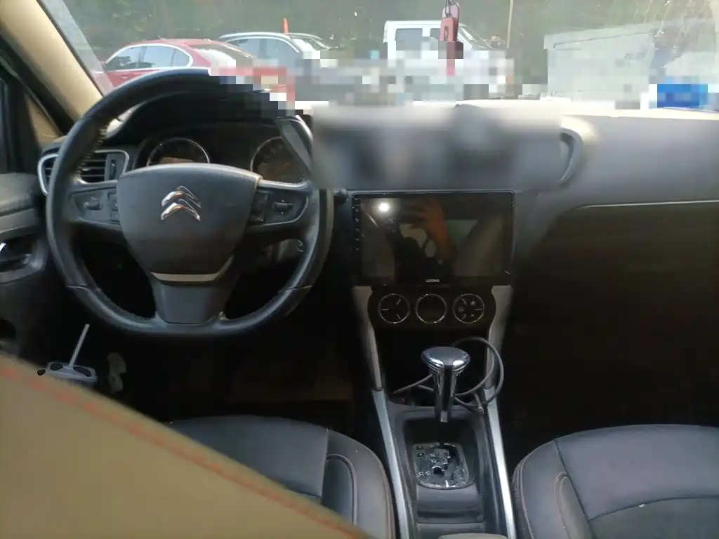 Citroen C3-XR — миниатюра 5