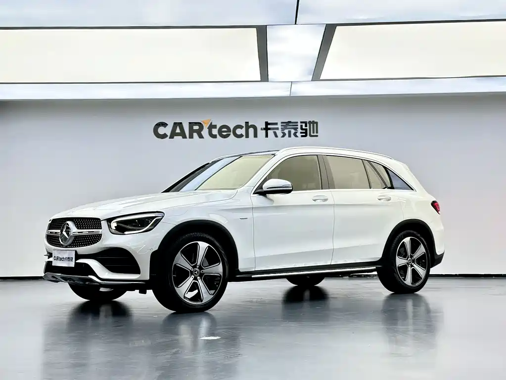 Mercedes-Benz GLC 2023