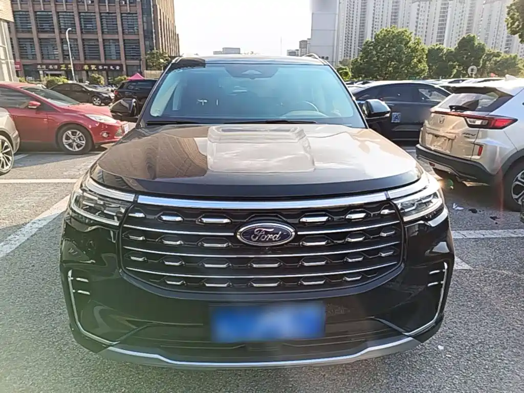 Ford Explorer — миниатюра 3