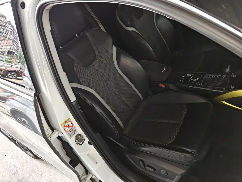 Audi Q2L — миниатюра 25