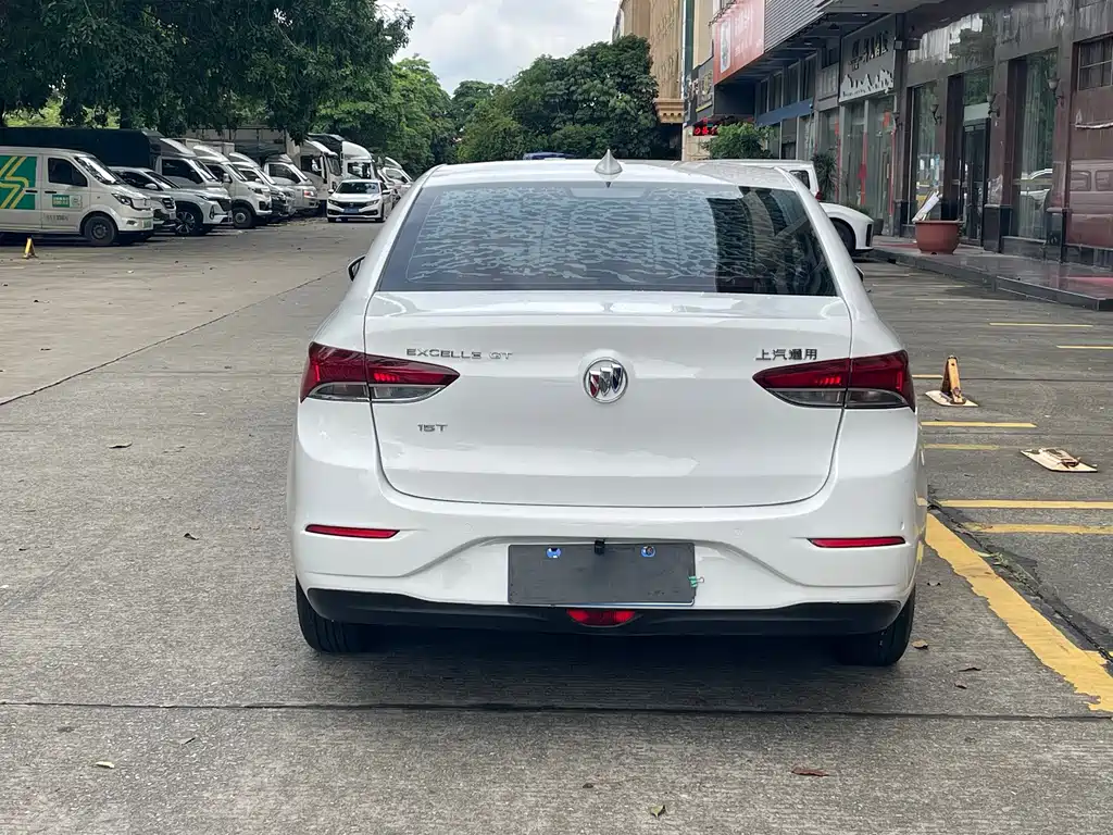 Buick Excelle — миниатюра 11