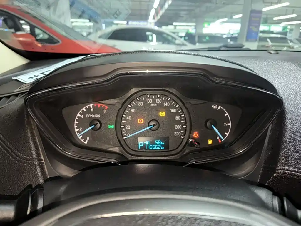 Ford Escort — миниатюра 12