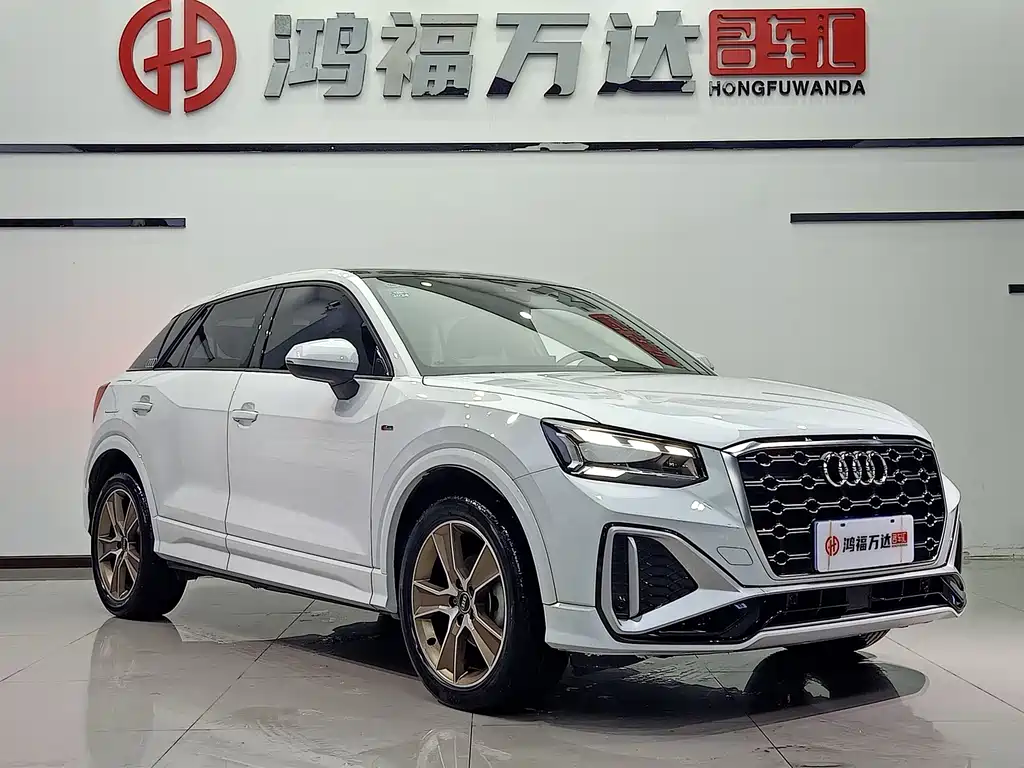 Audi Q2L — миниатюра 3