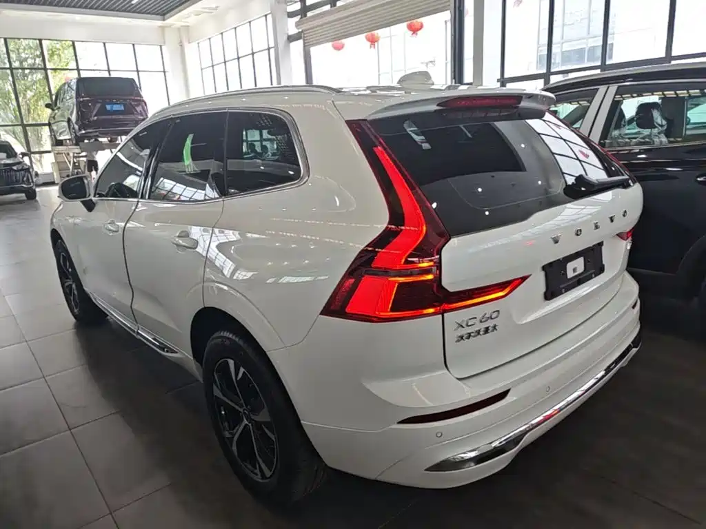 Volvo XC60 — миниатюра 5