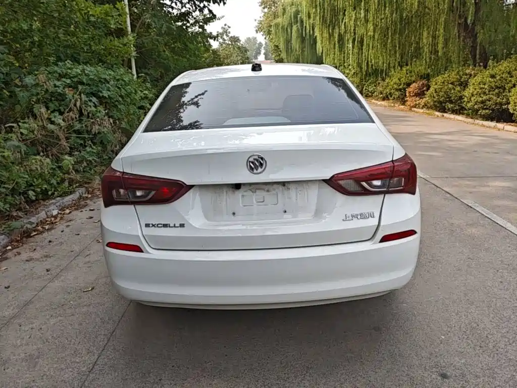 Buick Excelle — миниатюра 6