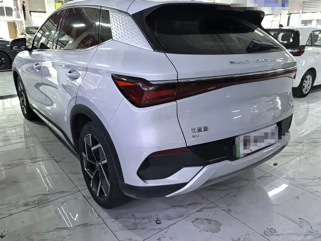 BYD Yuan Plus — миниатюра 4
