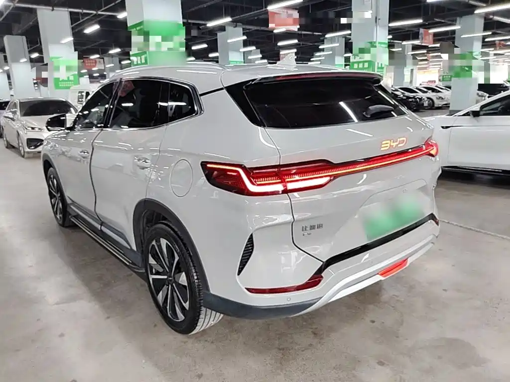 BYD PLUS New Energy — миниатюра 5