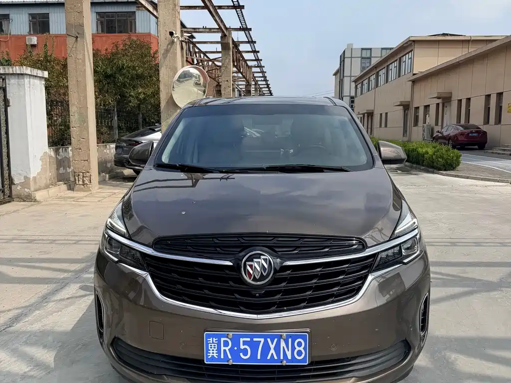 Buick GL8 — миниатюра 2