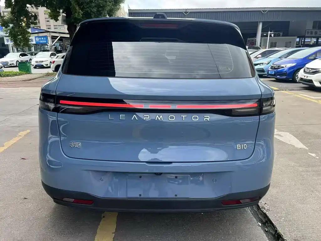 Leapmotor Leapmotor B10 — миниатюра 16