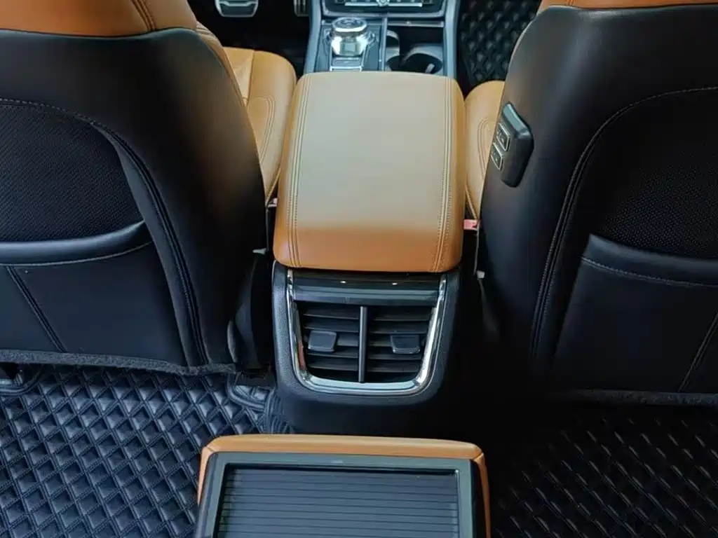 Ford Taurus — миниатюра 8