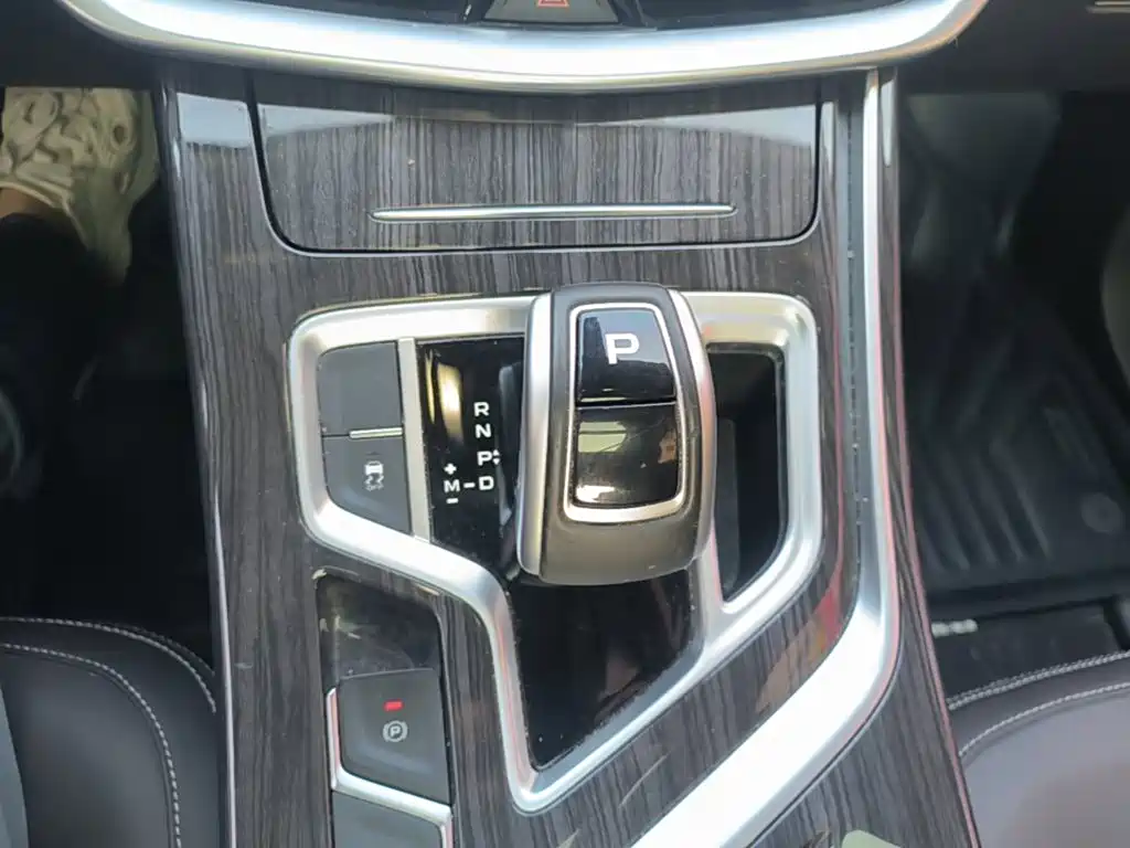 Geely Jia Ji — миниатюра 14