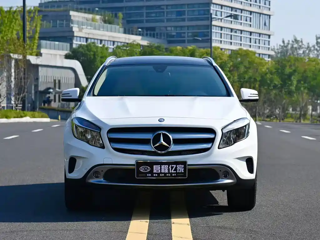 Mercedes-Benz GLA — миниатюра 2