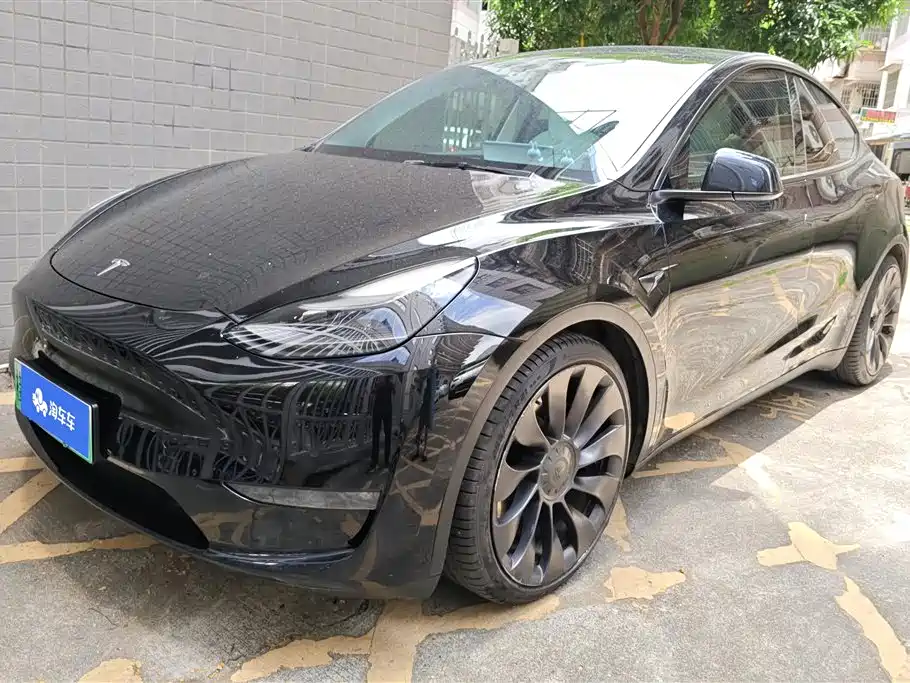 Tesla Model Y 2021
