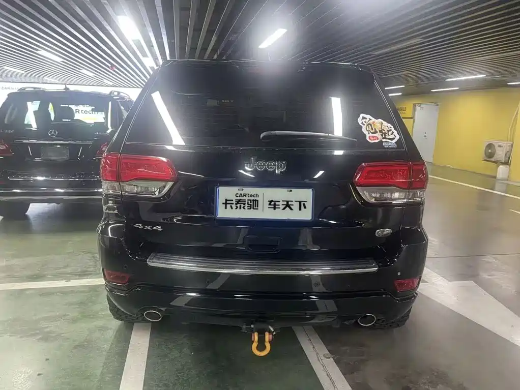 Jeep Grand Cherokee (Import) — миниатюра 5