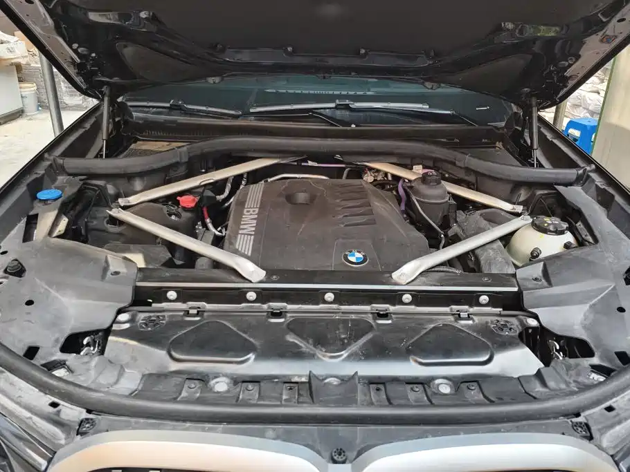 BMW X7 — миниатюра 10