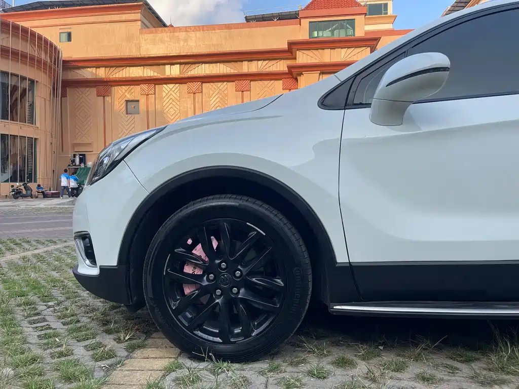 Buick Envision Plus — миниатюра 8