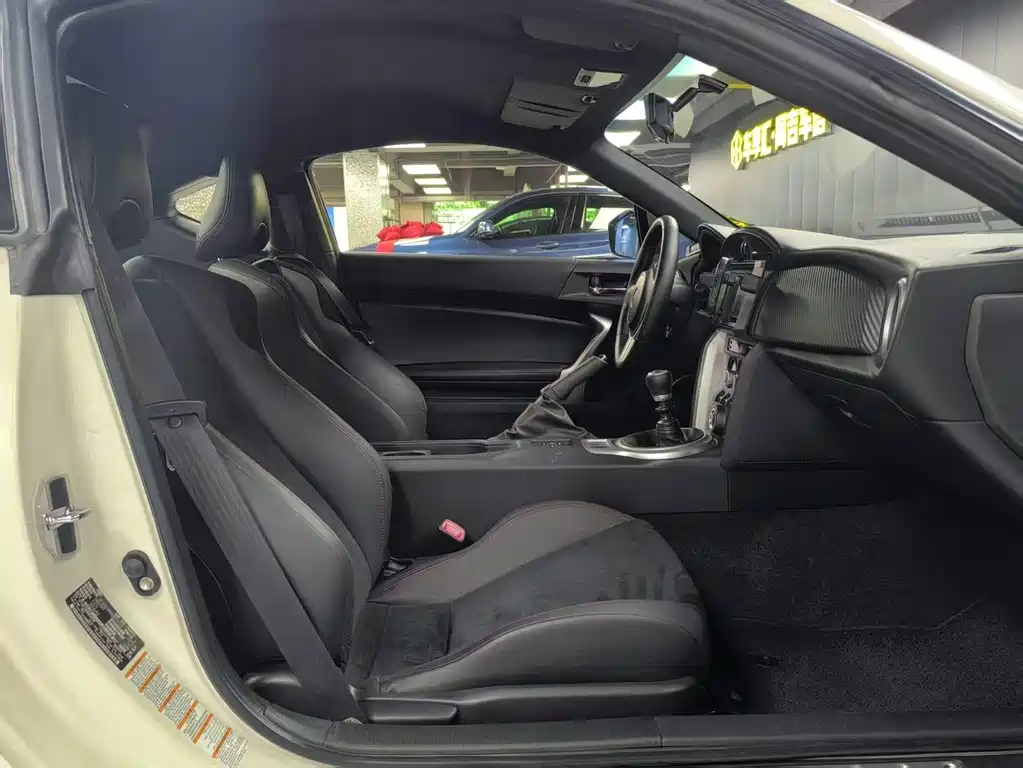 Toyota 86 — миниатюра 11
