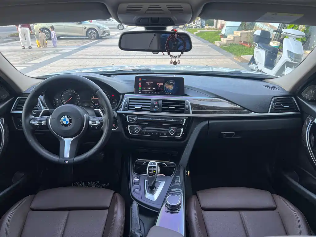 BMW 3 Series — миниатюра 7
