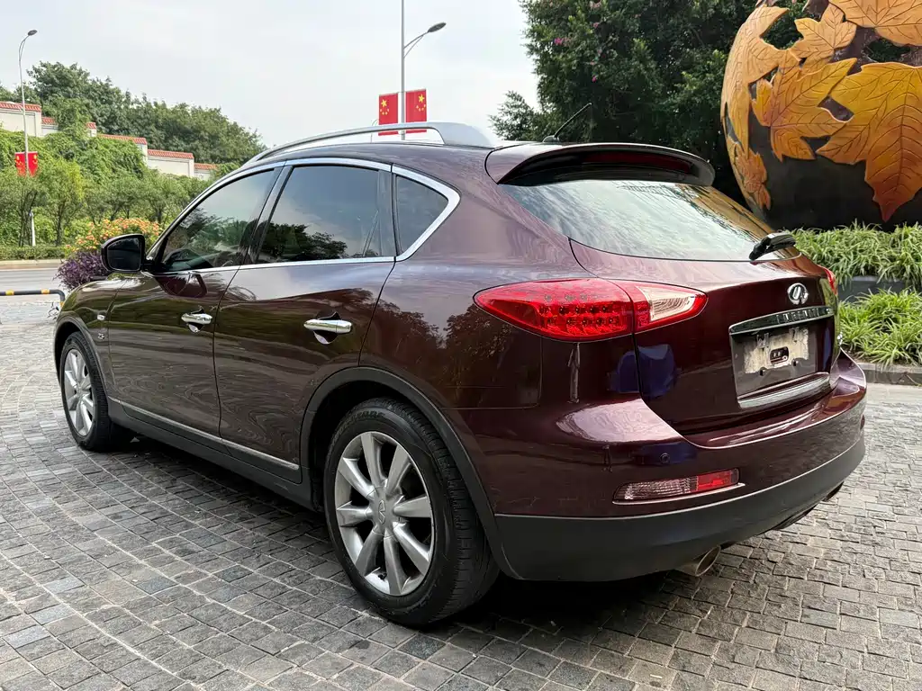 Infiniti QX50 (Import) — миниатюра 6