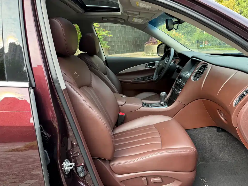 Infiniti QX50 (Import) — миниатюра 14