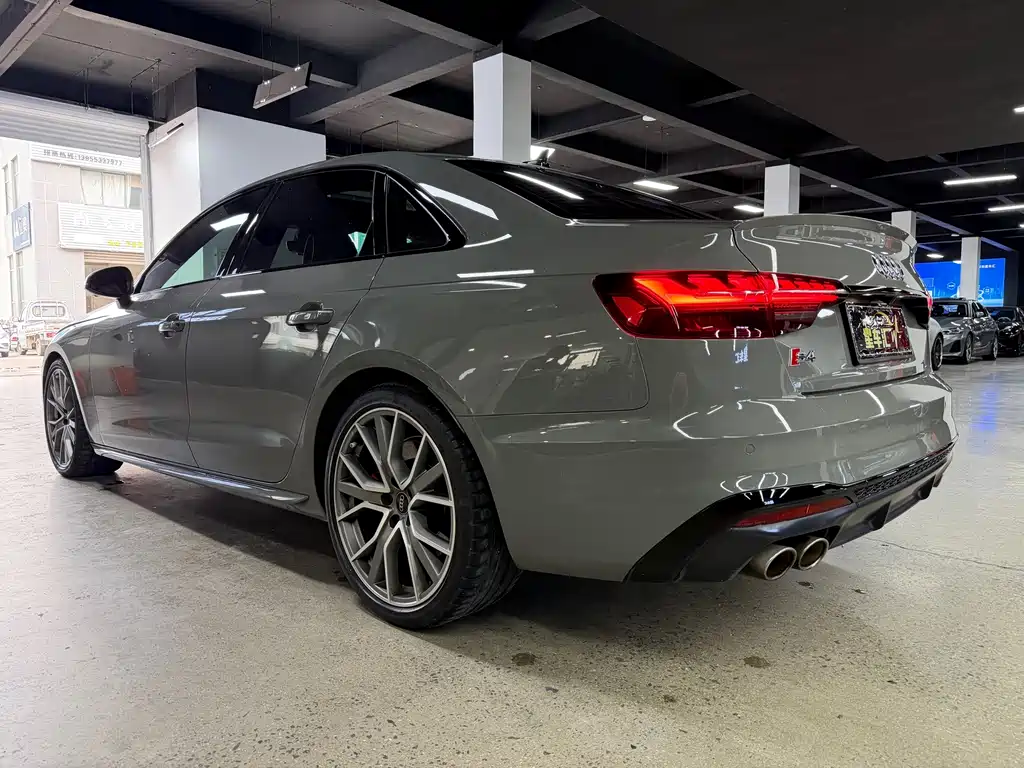 Audi S4 — миниатюра 11