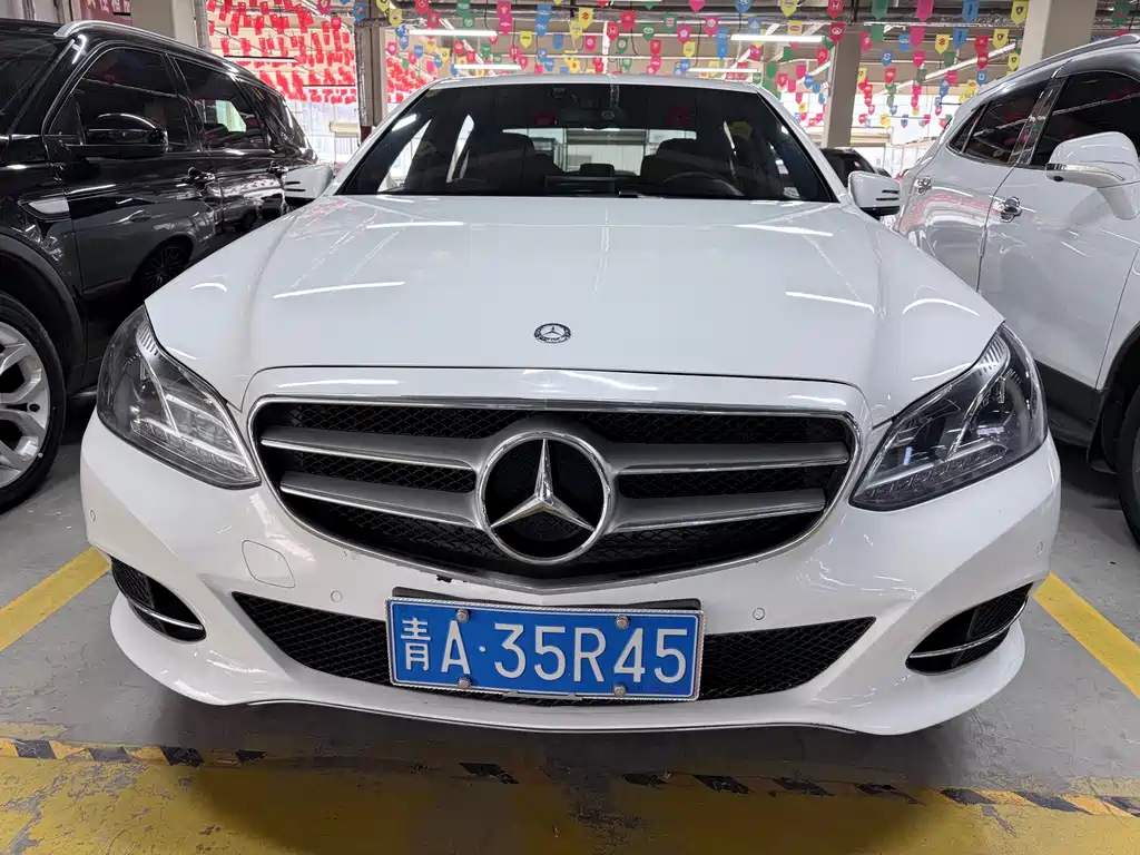 Mercedes-Benz E-Class — миниатюра 2