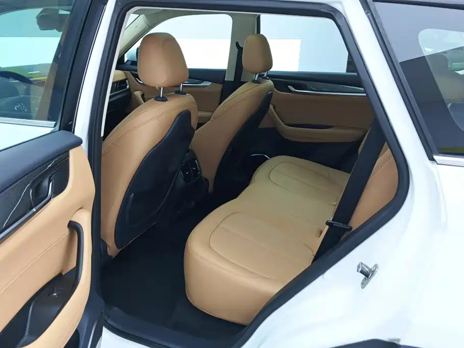 Zhonghua V7 — миниатюра 11