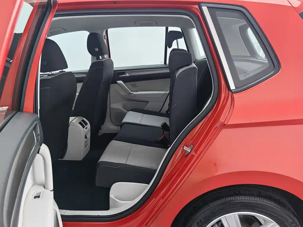 Volkswagen Golf Sportsvan — миниатюра 15