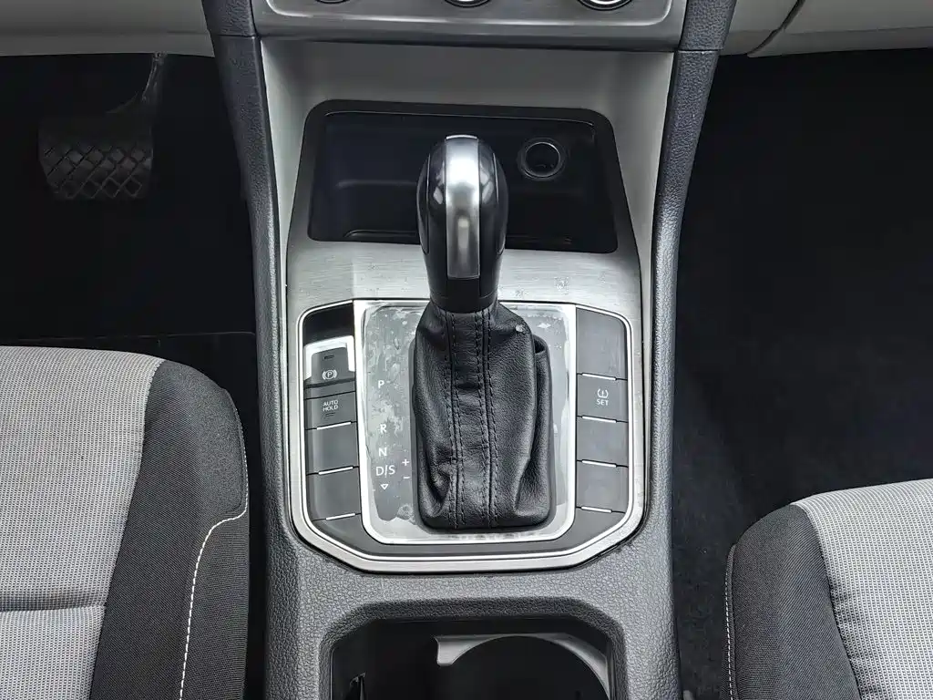 Volkswagen Golf Sportsvan — миниатюра 13