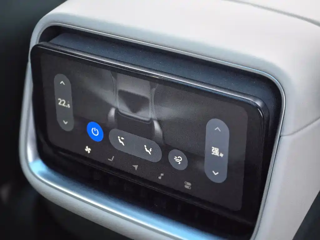 XIAOMI CAR XIAOMI YU7