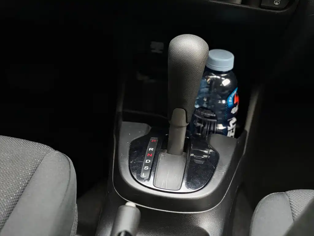 Honda Fit — миниатюра 15