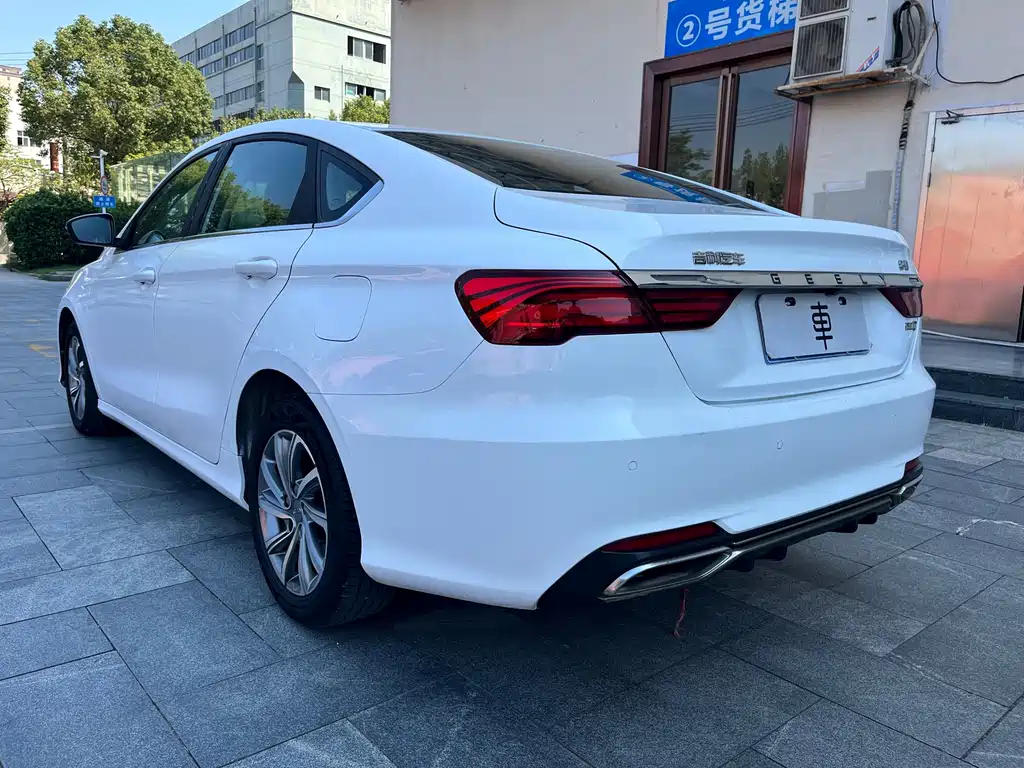 Geely Binrui — миниатюра 7