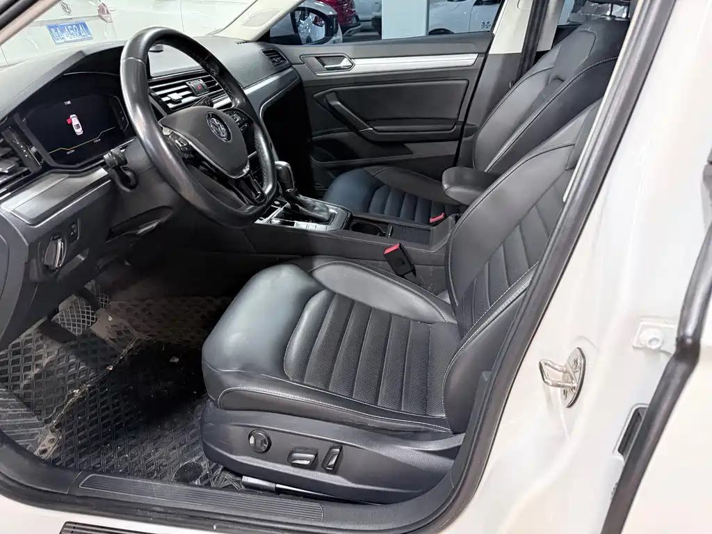 Volkswagen Lamando — миниатюра 8