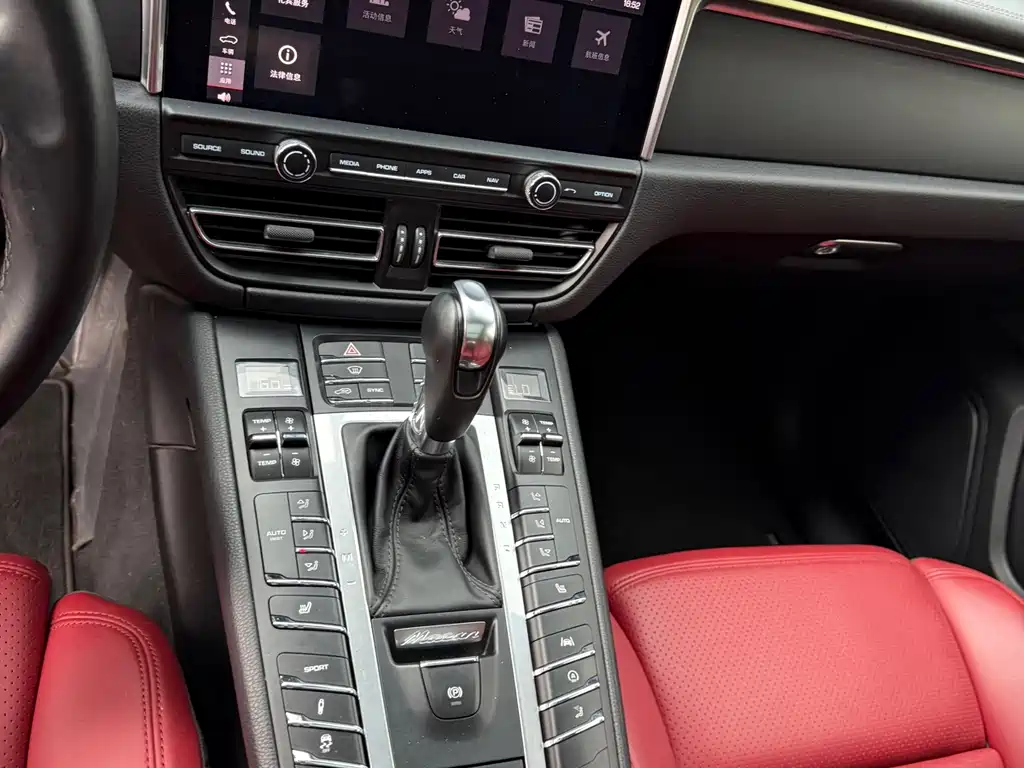 Porsche Macan — миниатюра 26