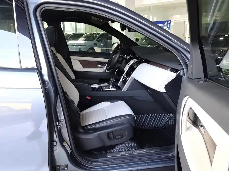 Land Rover Discovery Sport — миниатюра 8