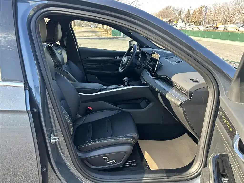 GEELY AUTOMOBILE XINGRUI