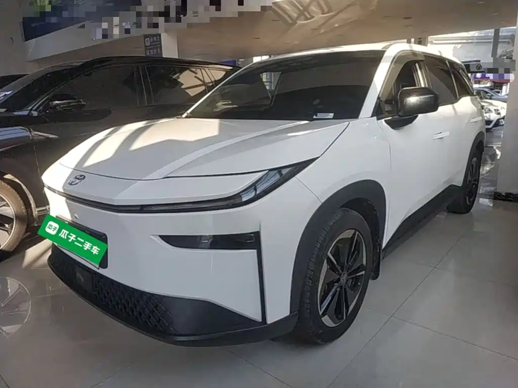 Toyota bZ3X — миниатюра 2